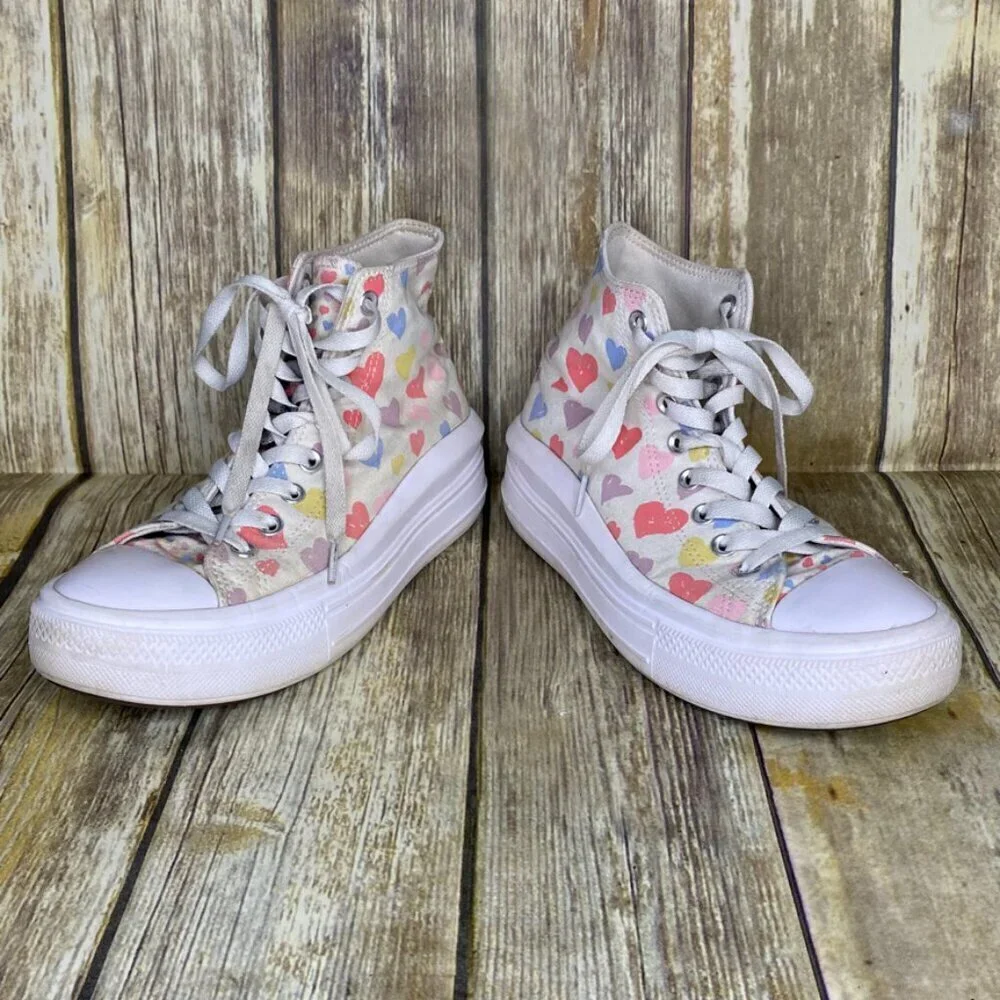 Girls size 6 Converse‎ Chuck Taylors Heart Print Canvas High Tops